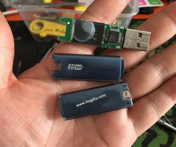 USB flash drive with hardware problem